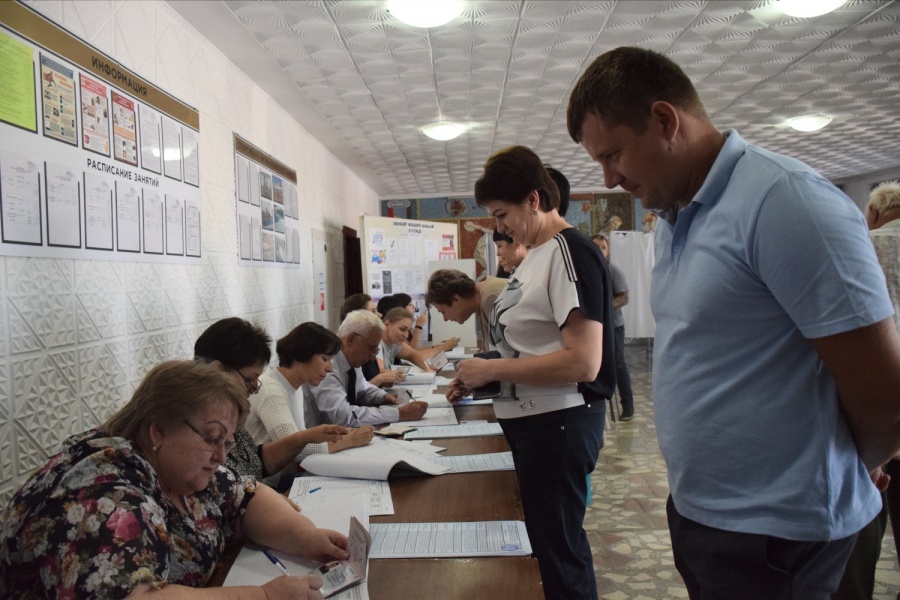 Свыше половины избирателей Каневского района проголосовали