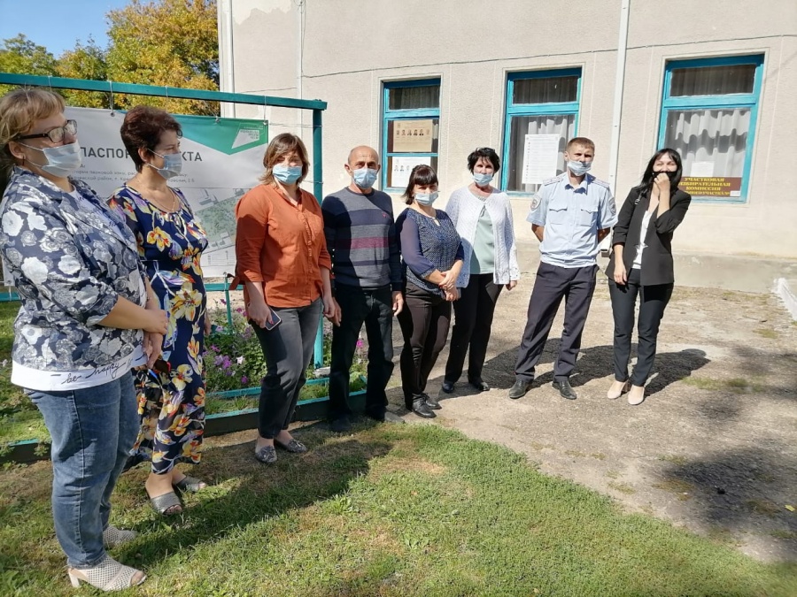 17 сентября в Каневском районе открылись 54 избирательных участка