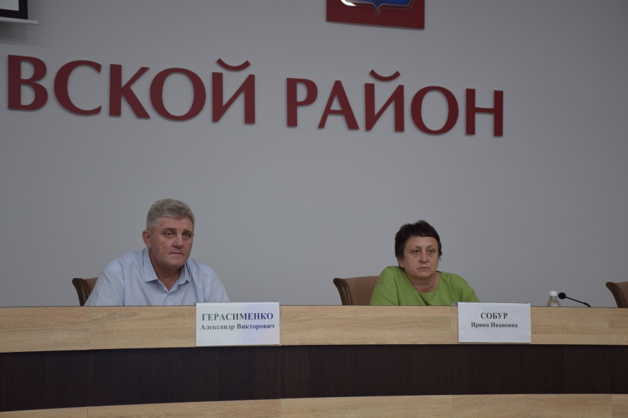 Жительница Челбасской попросила губернатора помочь отремонтировать СДК «Лира»
