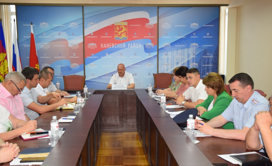 В администрации района состоялось совещание краевой координационной комиссии по профилактике правонарушений