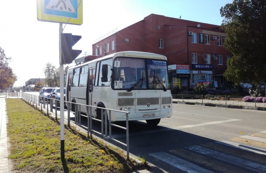 С 1 октября в Каневском районе увеличится стоимость проезда в общественном транспорте