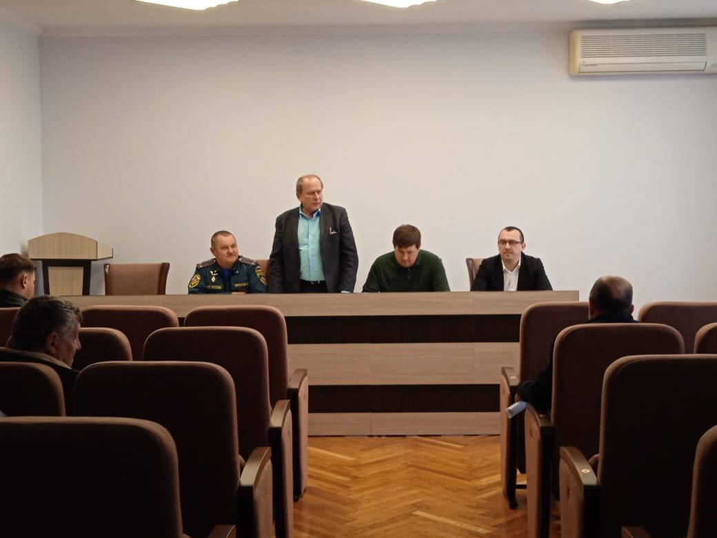 В Каневской провели заседание ассоциации крестьянских (фермерских) хозяйств и кооперативов