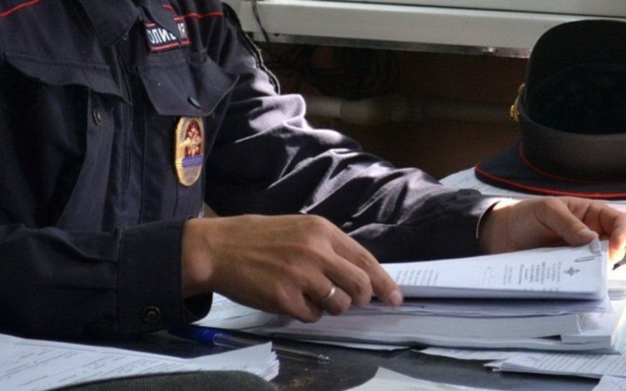 В Каневском районе полицейские задержали подозреваемых в мошенничестве
