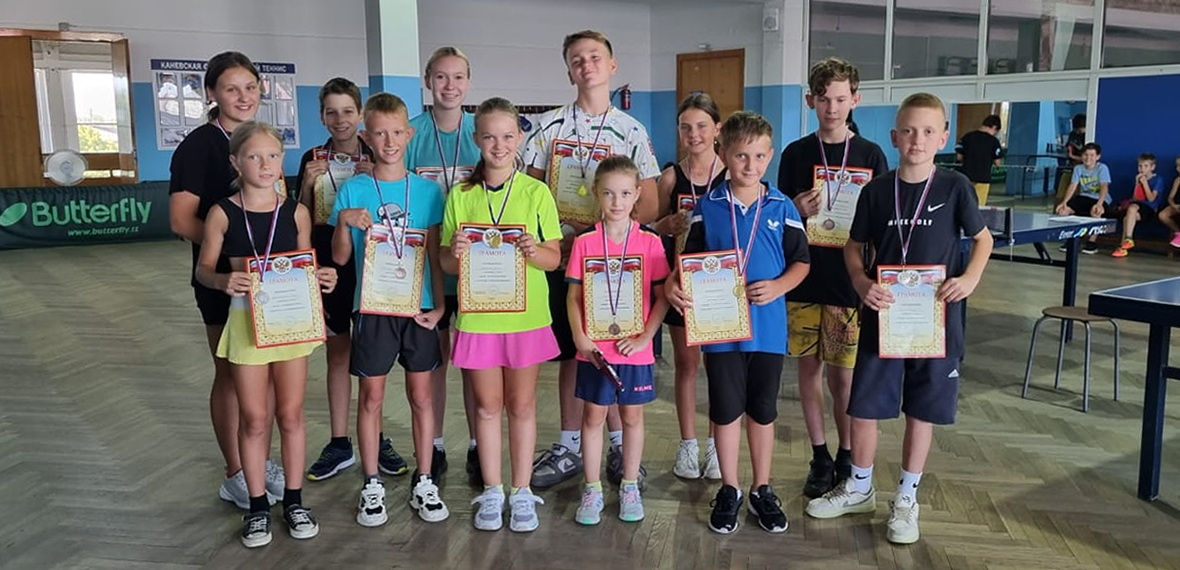 Каневские спортсмены показали высокие результаты в соревнованиях по баскетболу и настольному теннису