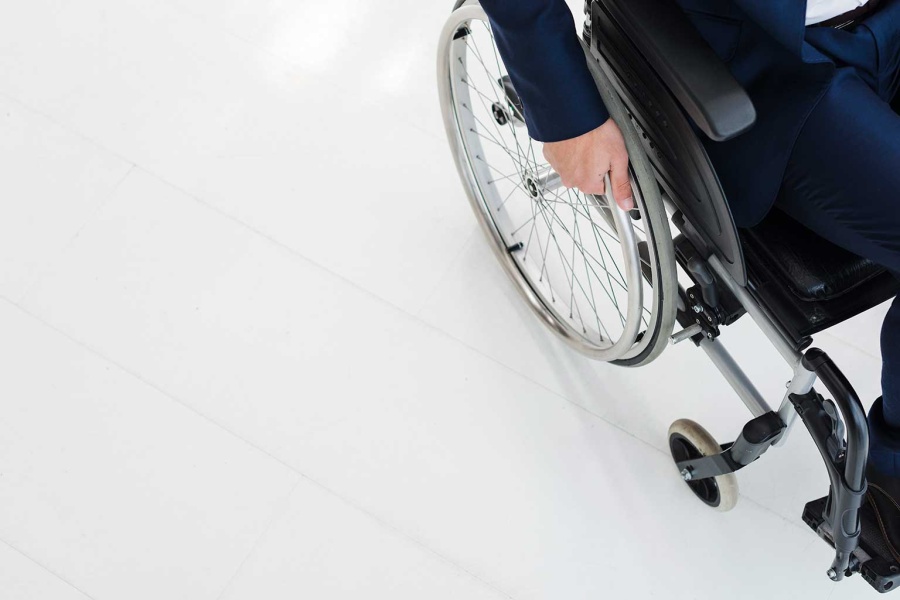 В УСЗН разъяснили порядок обеспечения инвалидов техническими средствами реабилитации 