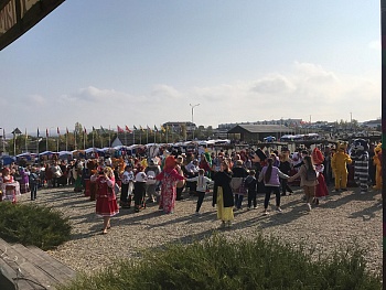 Более четырех тысяч человек побывали на закрытии юбилейного фестивального сезона в Атамани