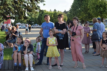 В Каневской состоялся праздничный концерт ко Дню России