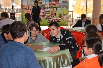 Для каневских подростков в рамках краевого фестиваля «Формула успеха» провели игру «Что? Где? Когда?»