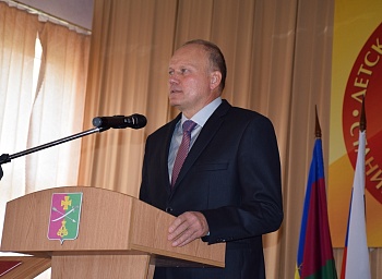 Глава Новоминского сельского поселения официально вступил в должность